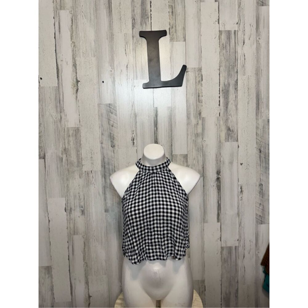 Checkered top